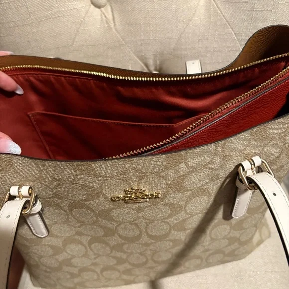 Coach Beige Signature Tote Bag - Picture 5 of 6